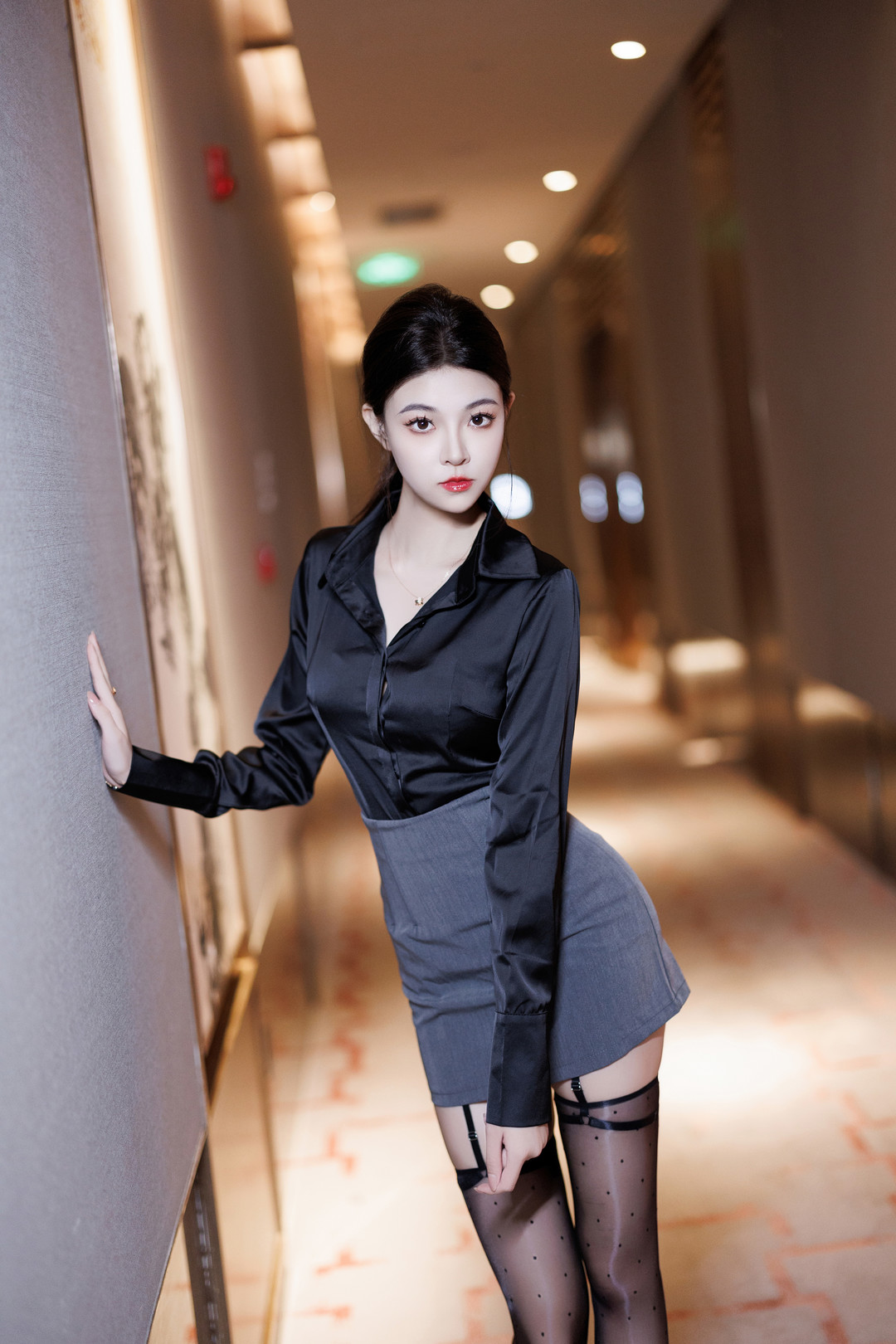 初梦瑶OL制服/旗袍短裙/黑丝写真合集【3套/1.5GB/无水印】