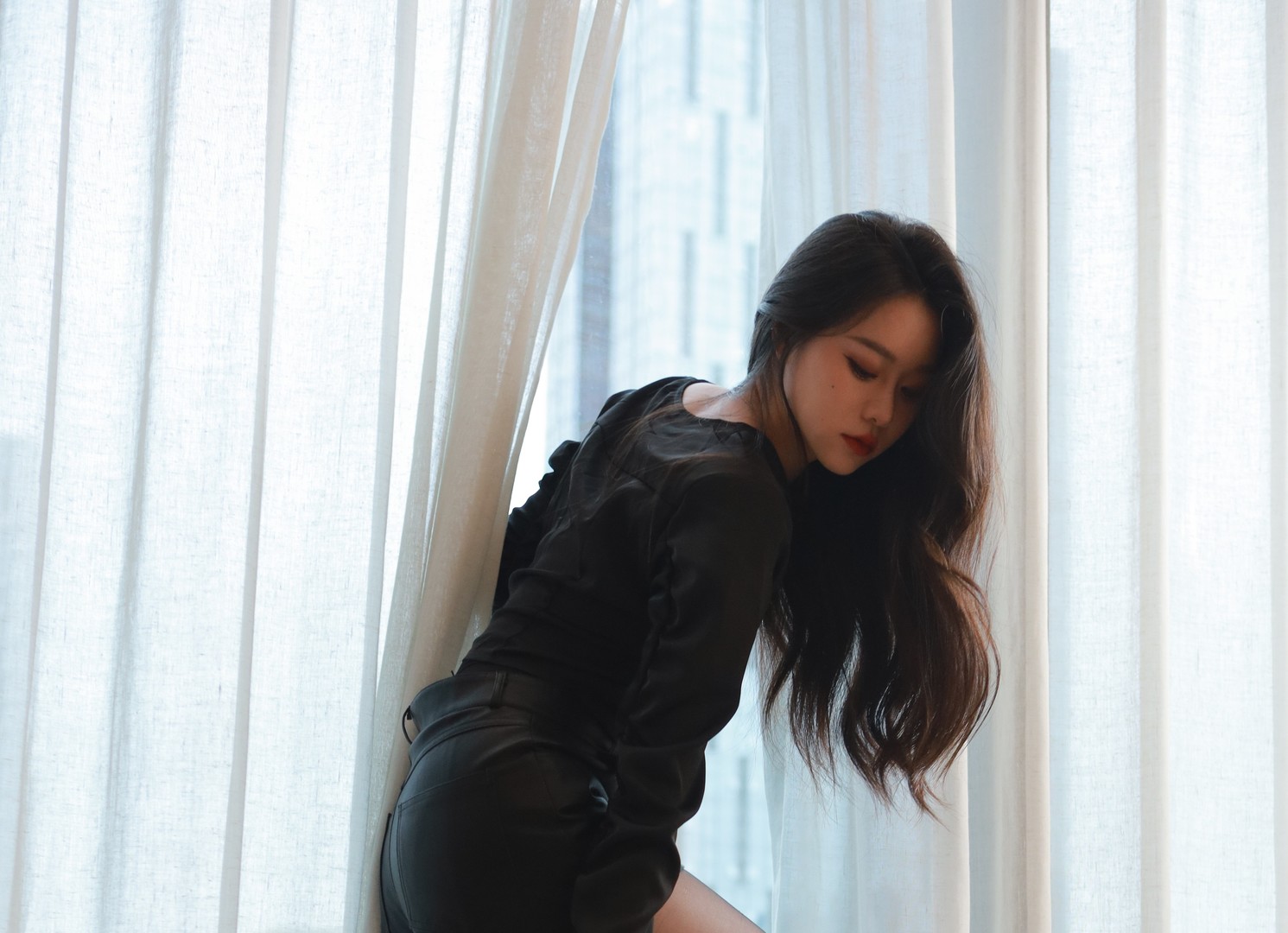 Sia不吃鱼美女写真合集下载：112套高清图集+独家特辑【黑丝御姐/玉足特写/150GB】