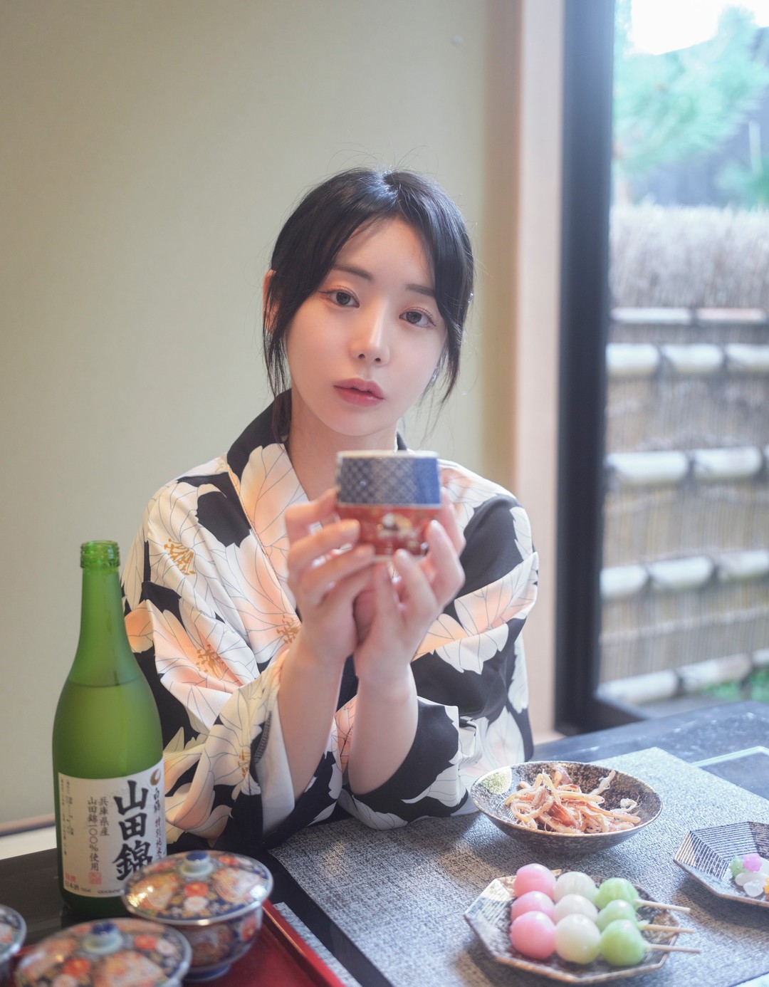 Wuyo(우요)纯欲风美女写真合集下载：18套4K原画图集【18套/4GB/无水印】