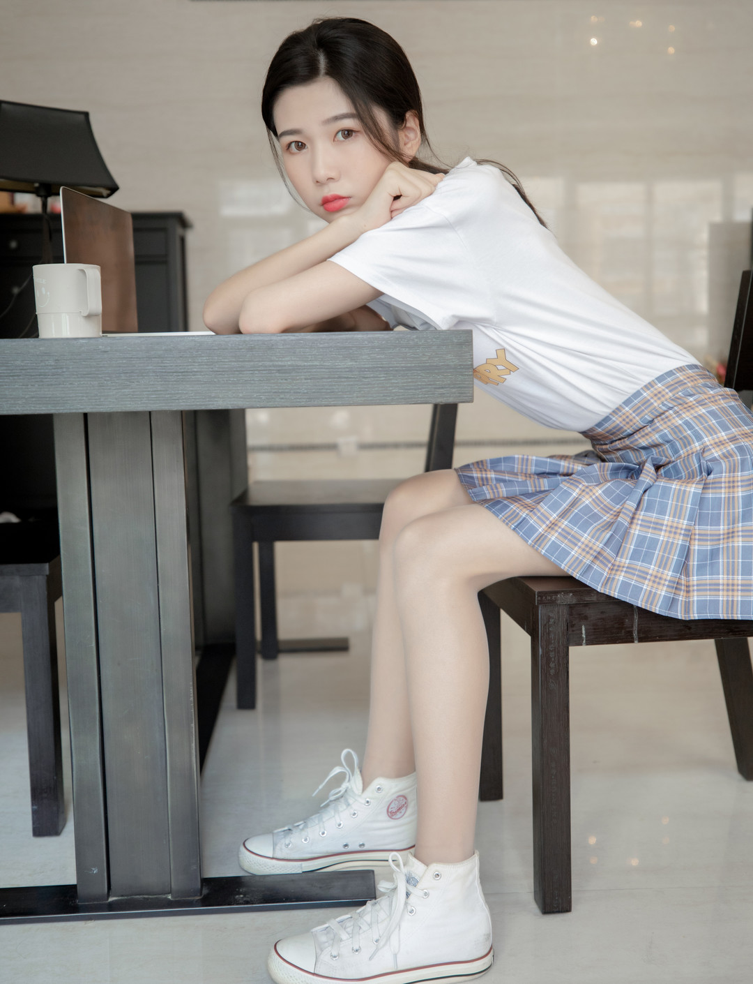 纳丝摄影镜面美学写真合集244套下载【破碎美学/4K原画/194GB】