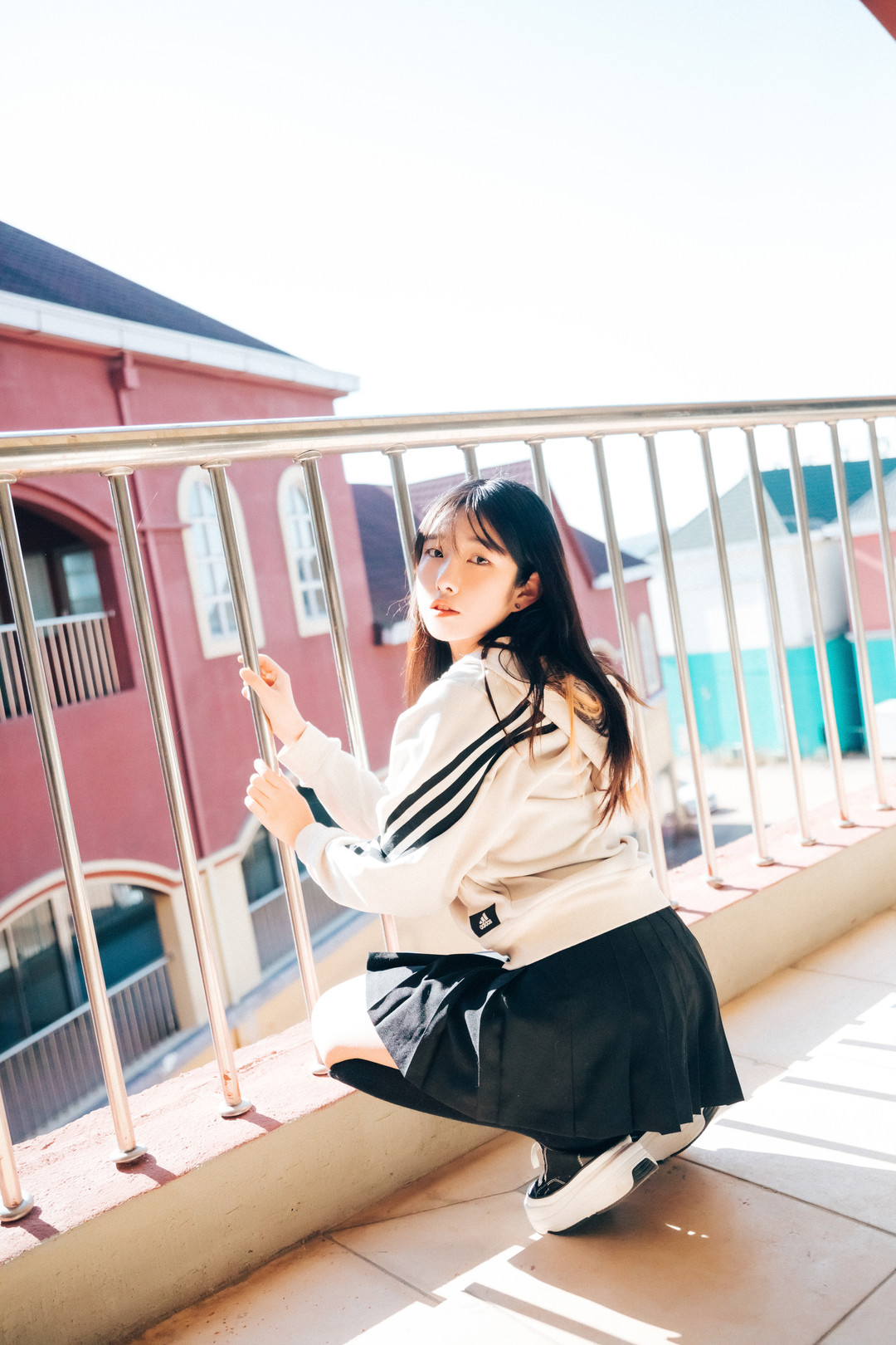 Loozy美女写真套图合集下载176套 380GB【纯欲风/4K原画/无水印】