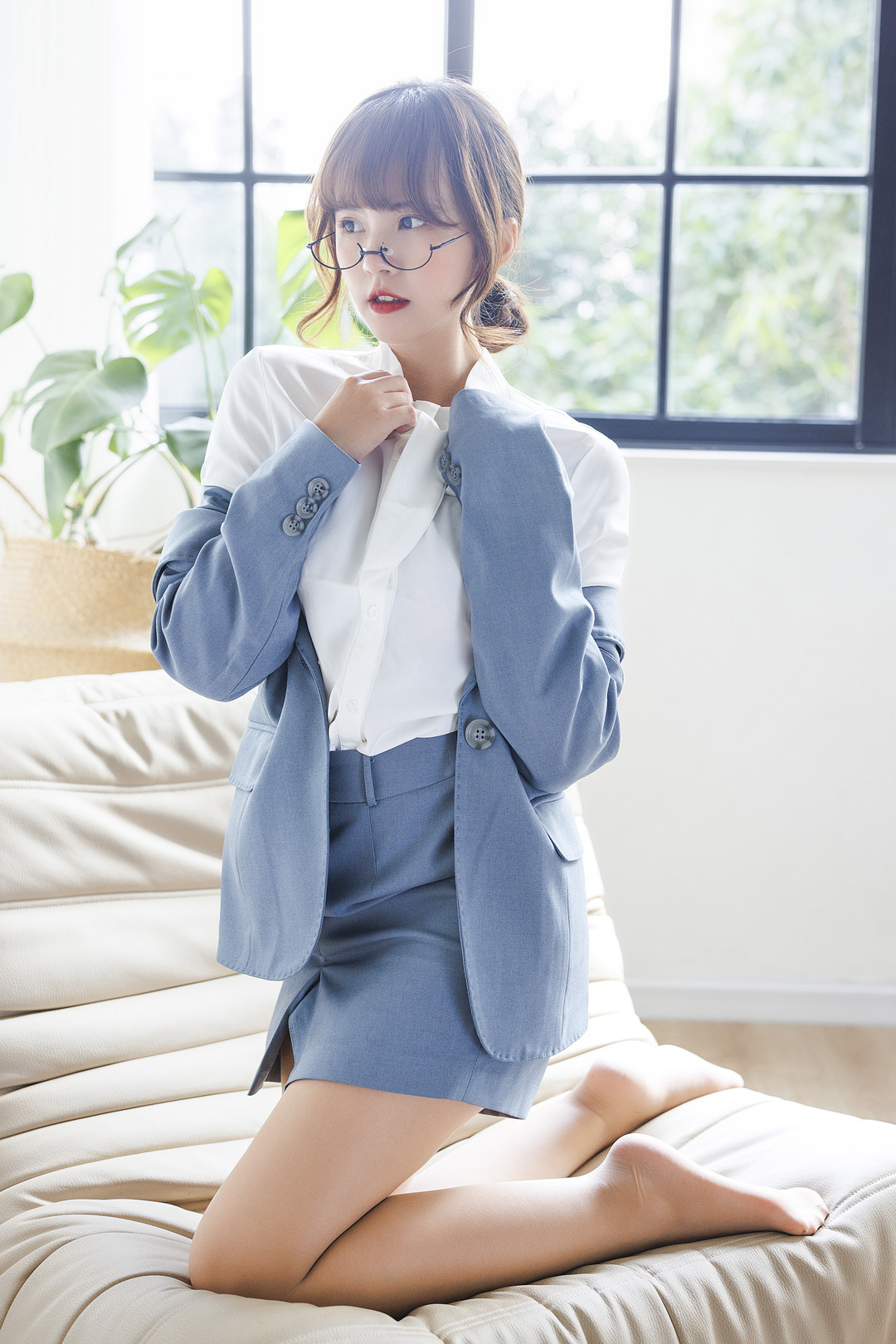 张思允Nice高清写真合集：制服旗袍多风格17套下载【无水印/15GB/4K原画】