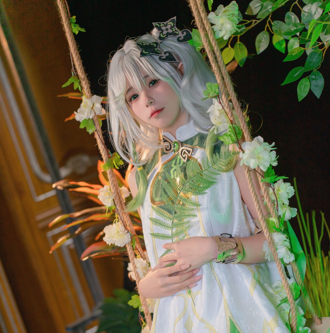 Yiko湿润兔(咬一口兔娘ovo)215套COSPLAY写真合集下载【无水印/233.4G/4K原画】