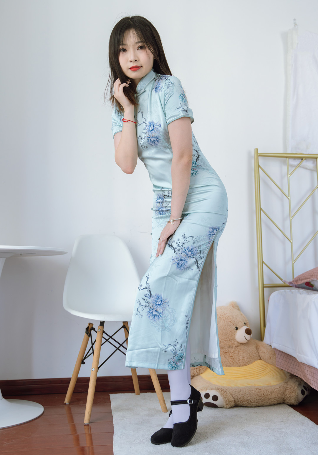 茯苓/泡泡/嘉木/菜菜/岚岚物恋传媒美腿写真高清套图合集[1401-3000期/4K原画/6305G资源下载]【无水印/6305G/更新中】
