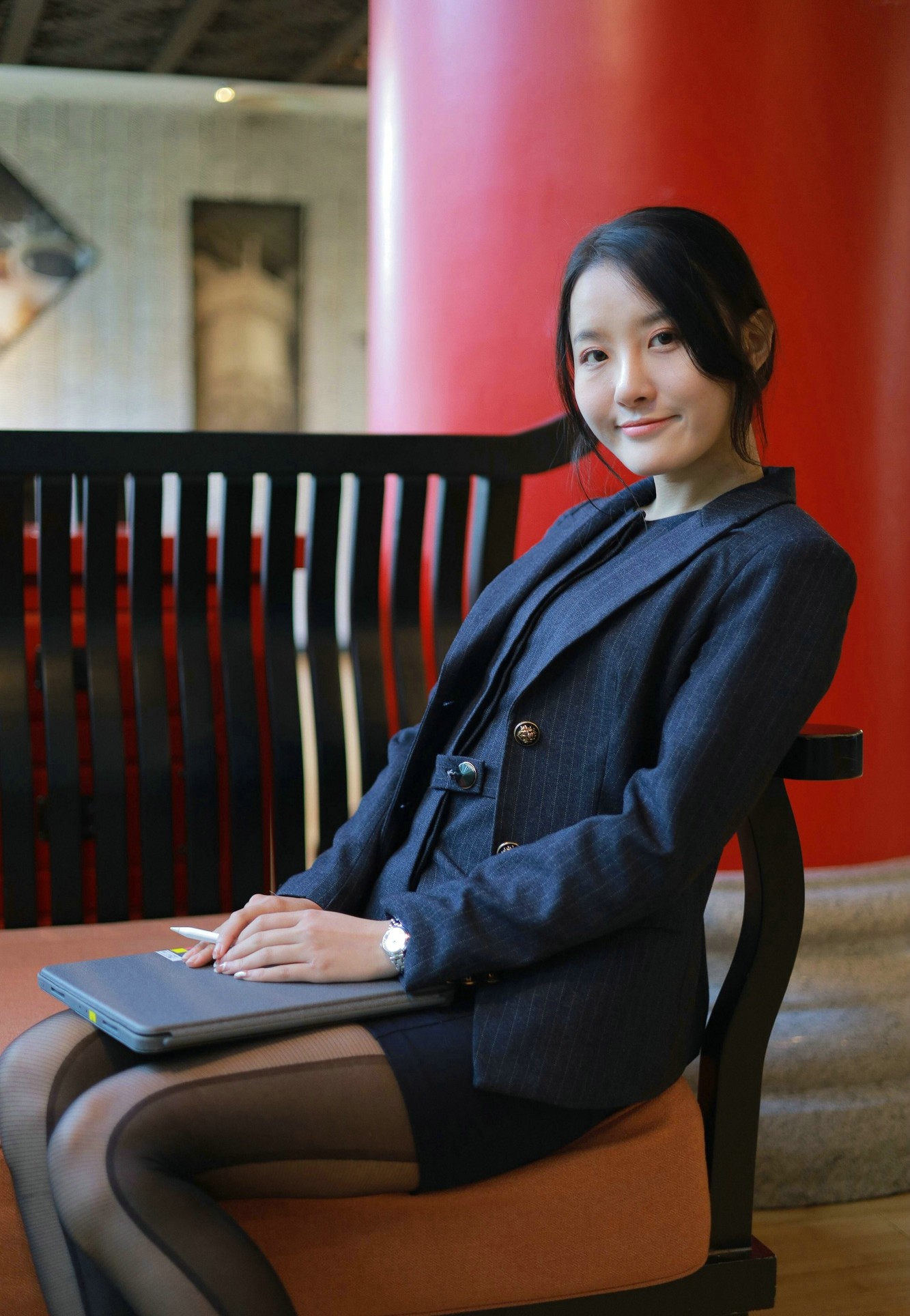 IESS异思趣向小婕/姗姗等12位人气模特丝袜美腿套图合集2952套 无水印/4K原画/260GB资源下载