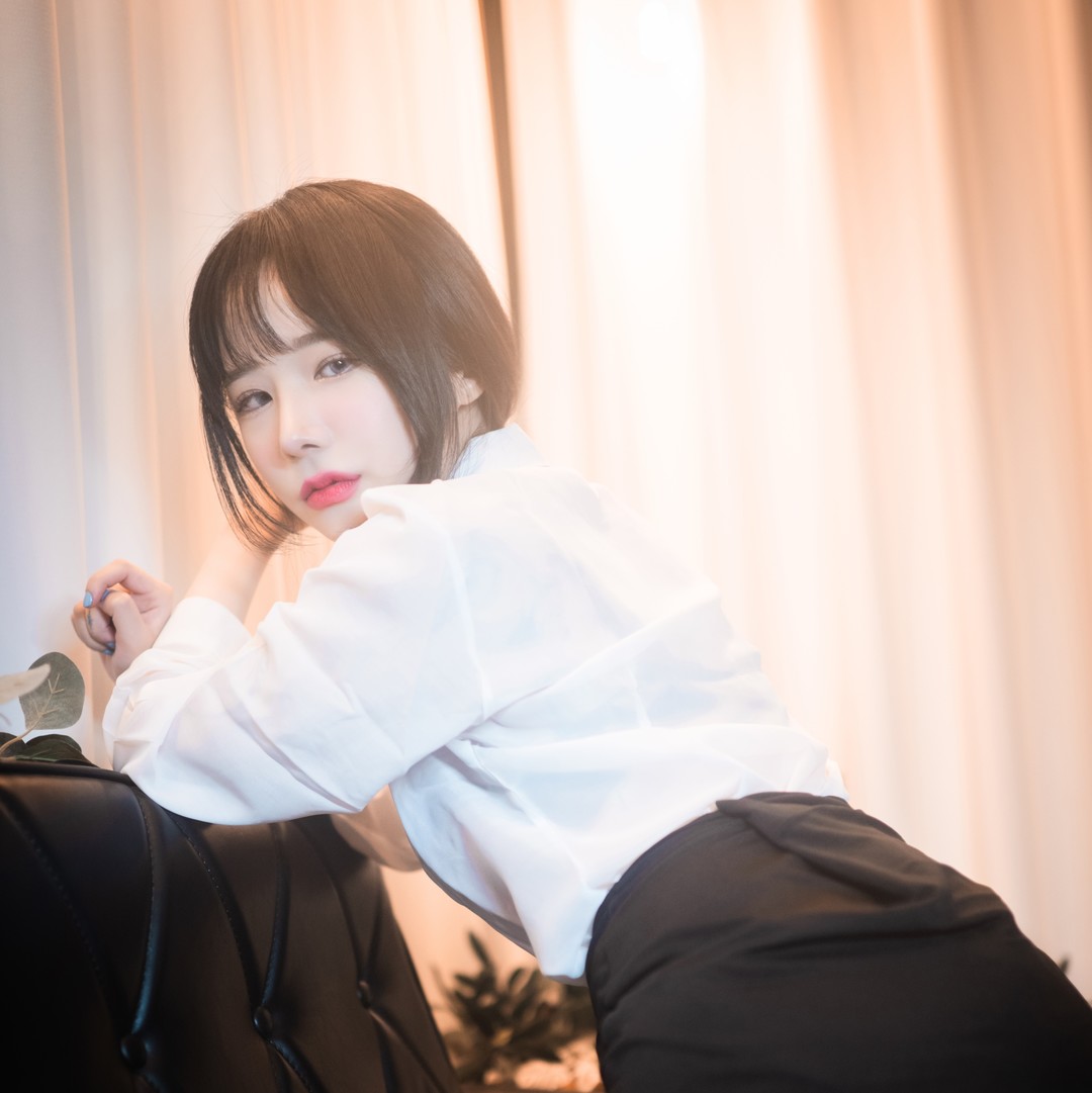 BlueCake美女图集合集下载：丰满御姐194套4K黑丝/湿身/韩系COS写真【无水印/194套/353GB】
