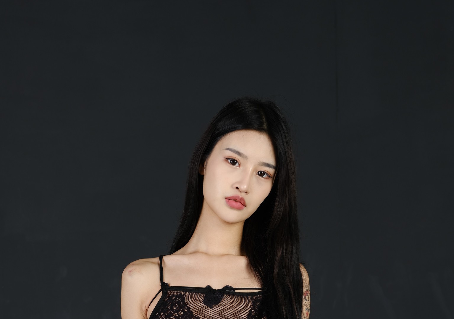 小雅私拍套图合集：国模纯欲风邻家妹妹619P高清写真资源下载【无水印/6.2G】